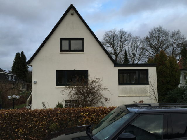 Foto von Ryan Baugestaltung Vorderansicht Familienhaus in Volksdorf in Hamburg