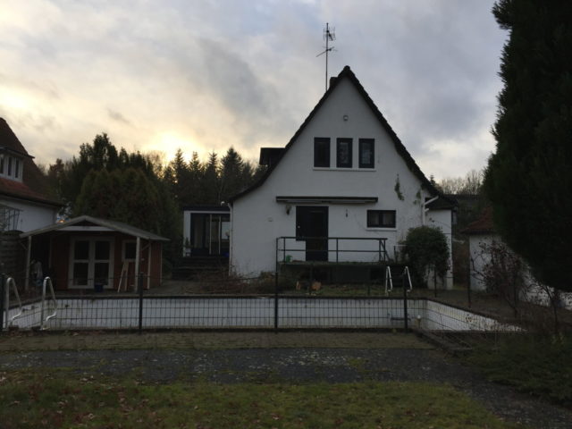 Bild von Ryan Baugestaltung zeigt Familienhaus in Volksdorf vor dem Umbau